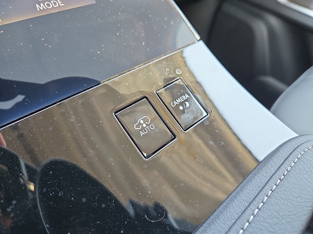 2025 INFINITI QX80 SENSORY AWD