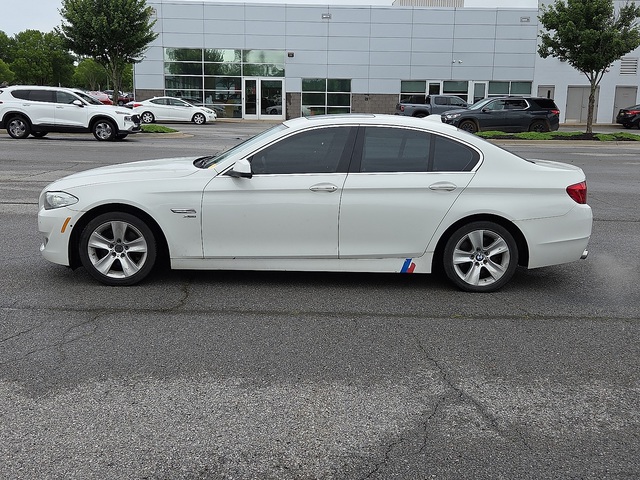 2013 BMW 5 Series 528i xDrive