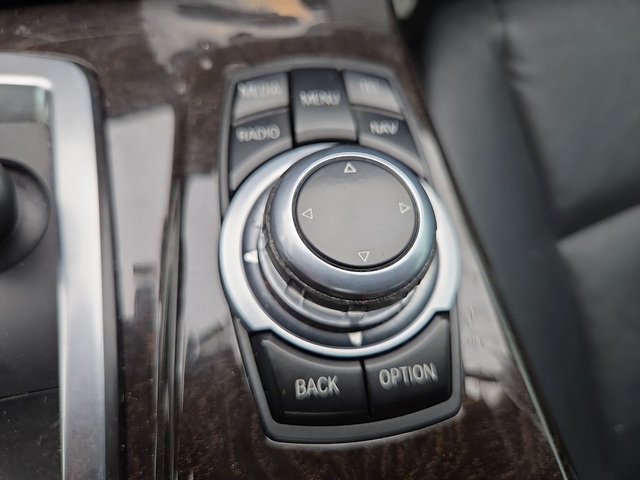 2013 BMW 5 Series 528i xDrive
