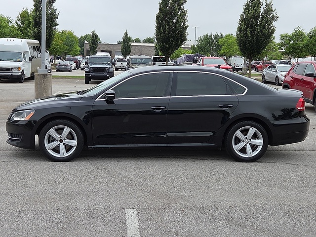 2013 Volkswagen Passat SE