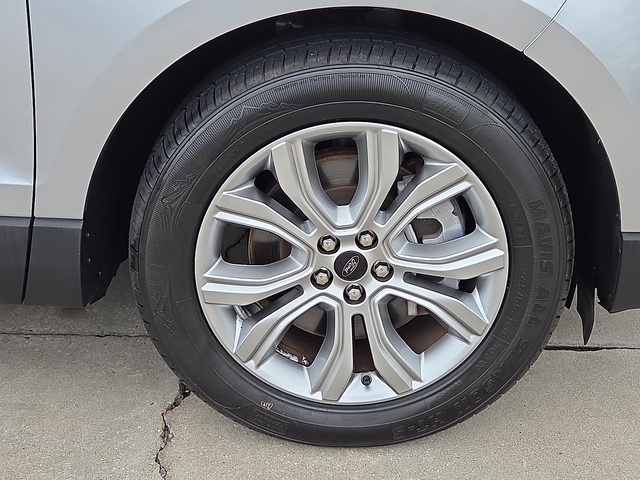 2022 Ford Edge Titanium AWD