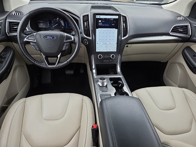 2022 Ford Edge Titanium AWD