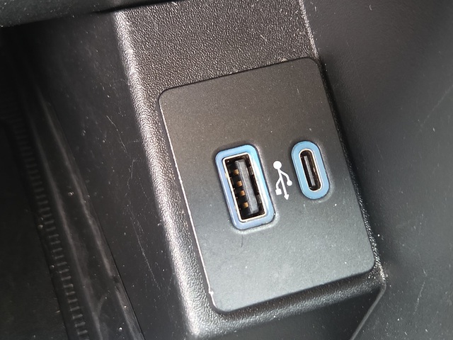 2022 Ford Edge Titanium AWD