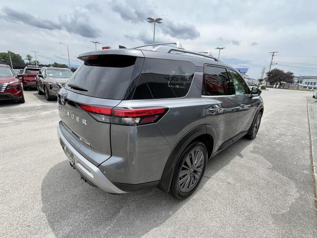 2024 Nissan Pathfinder SL 4WD