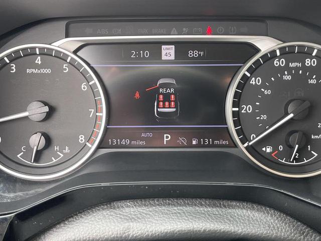 2024 Nissan Pathfinder SL 4WD