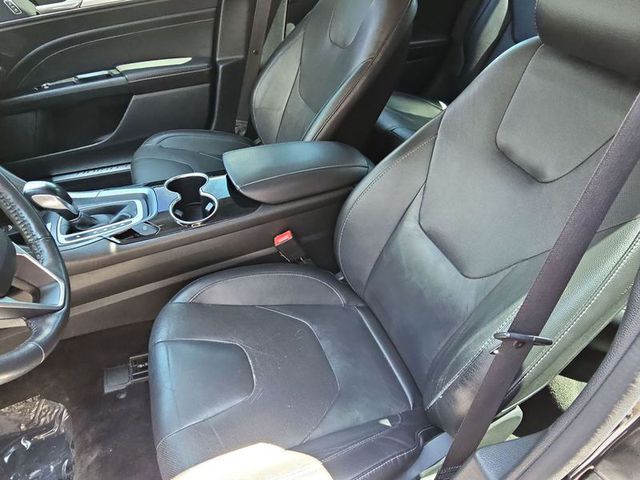 2015 Ford Fusion Titanium FWD