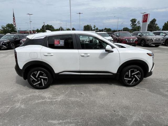 2025 Nissan Kicks SV FWD