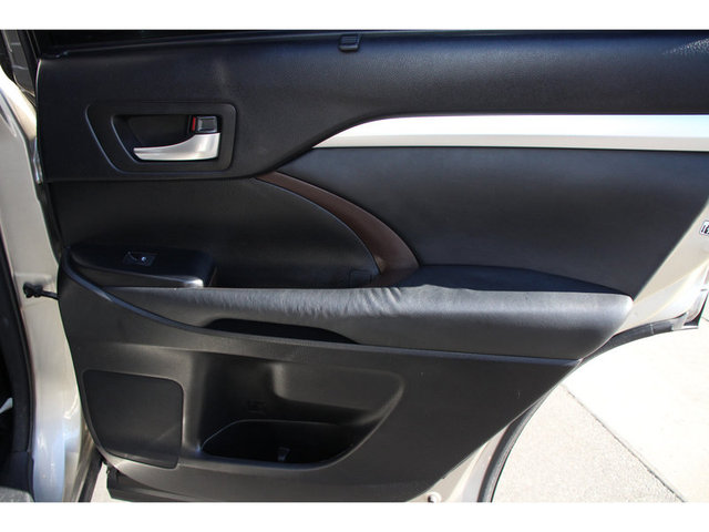 2014 Toyota Highlander XLE FWD