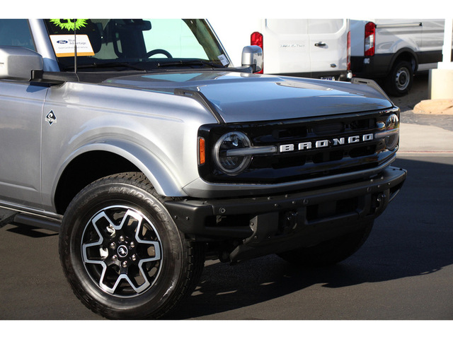 2023 Ford Bronco Base 4 dr 4WD