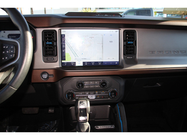 2023 Ford Bronco Base 4 dr 4WD