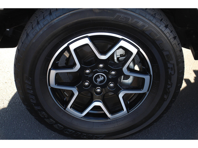 2023 Ford Bronco Base 4 dr 4WD