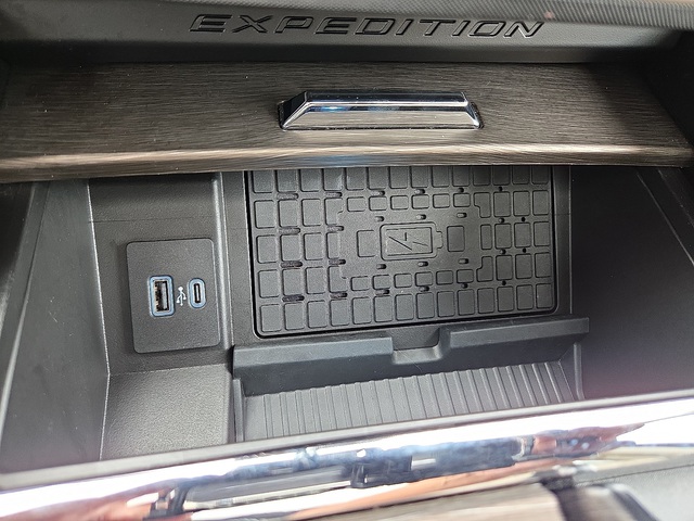 2024 Ford Expedition Limited 4WD