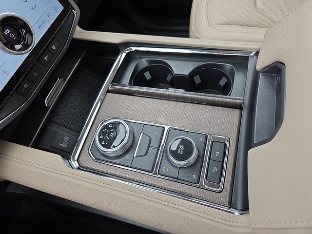2024 Ford Expedition Limited 4WD