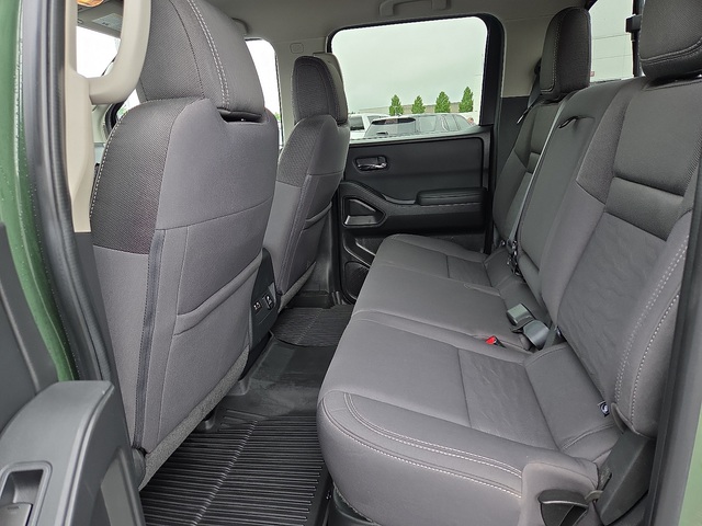 2022 Nissan Frontier SV 4WD
