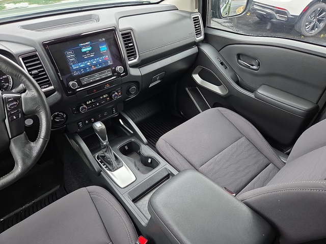 2022 Nissan Frontier SV 4WD