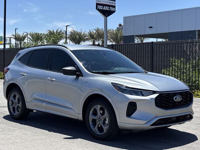 2023 Ford Escape ST-Line AWD