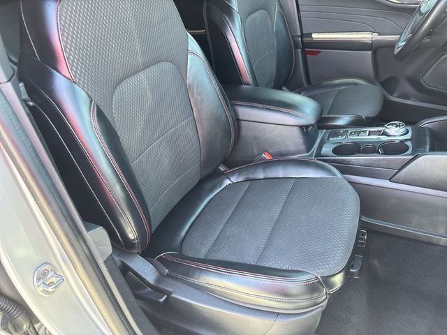 2023 Ford Escape ST-Line AWD