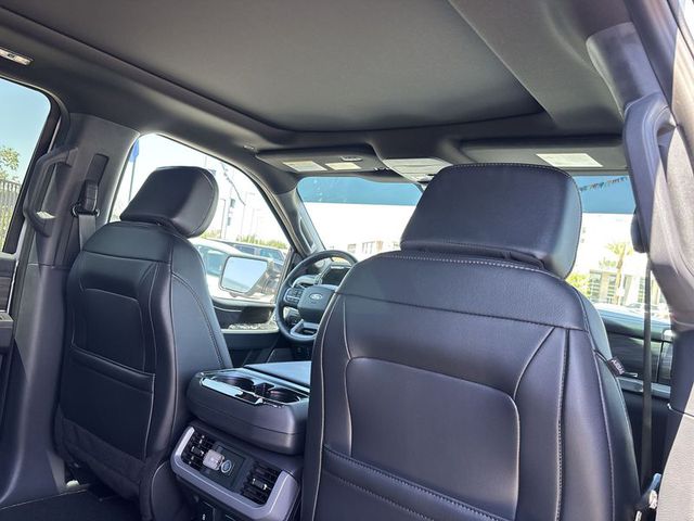 2024 Ford F-150 Lariat 4WD