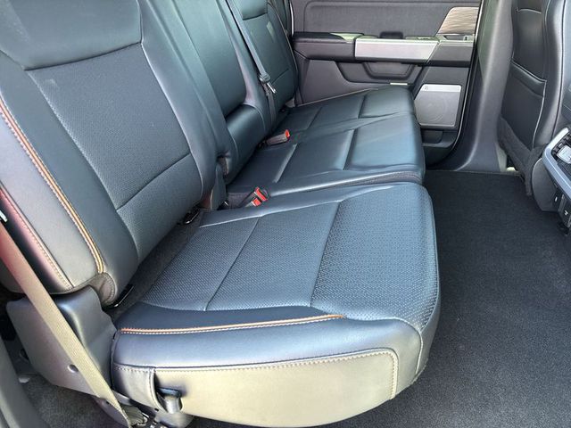 2024 Ford F-150 Lariat 4WD