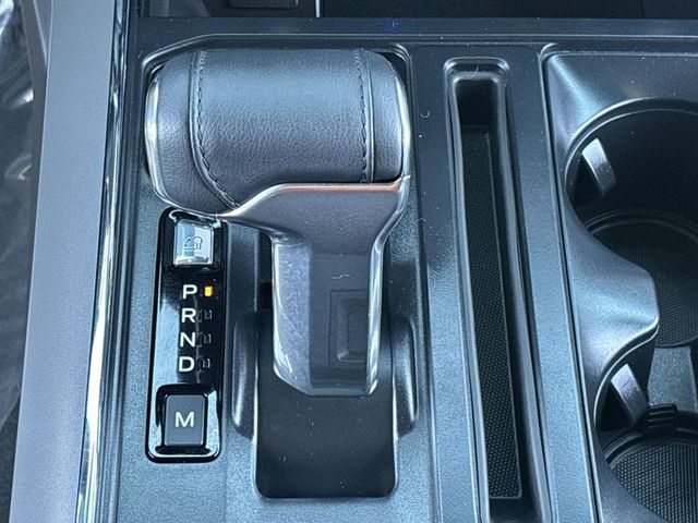 2024 Ford F-150 Lariat 4WD