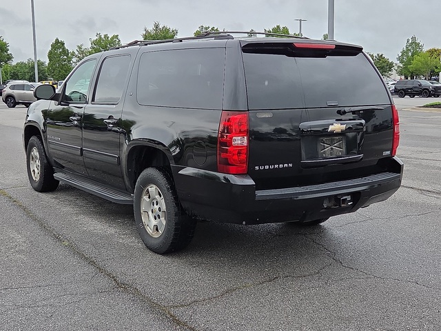 2009 Chevrolet Suburban 1500 LT w/1LT 4WD
