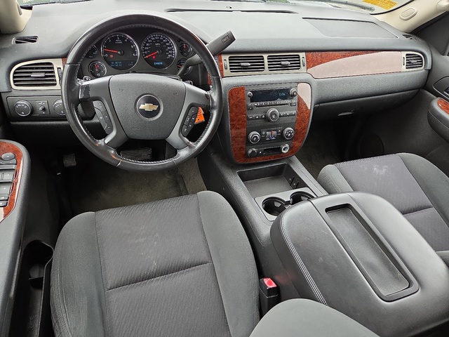 2009 Chevrolet Suburban 1500 LT w/1LT 4WD