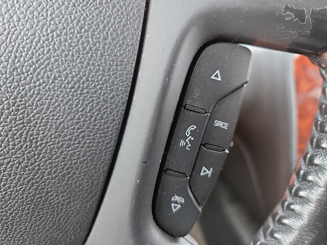 2009 Chevrolet Suburban 1500 LT w/1LT 4WD