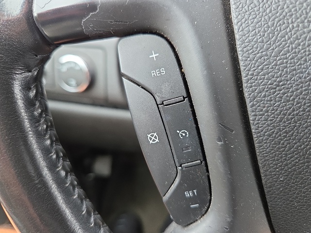 2009 Chevrolet Suburban 1500 LT w/1LT 4WD