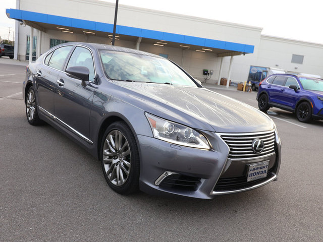 2017 Lexus LS460 RWD