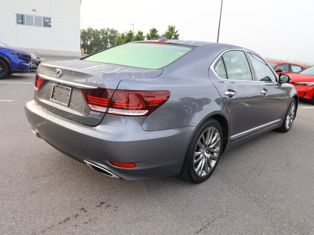 2017 Lexus LS460 RWD
