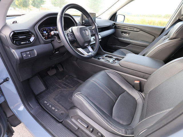 2023 Honda Pilot Elite AWD