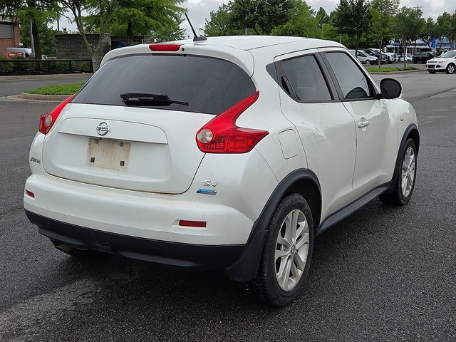 2014 Nissan Juke SV FWD