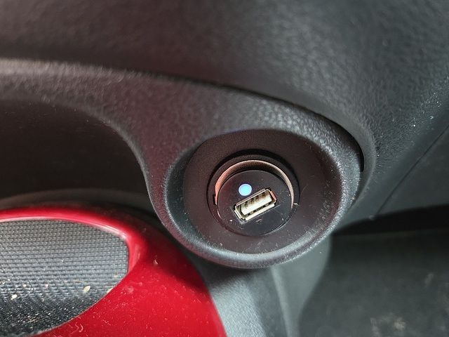 2014 Nissan Juke SV FWD