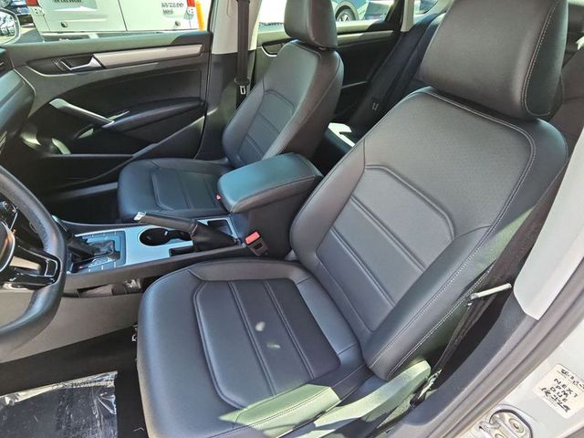 2021 Volkswagen Passat 2.0T SE