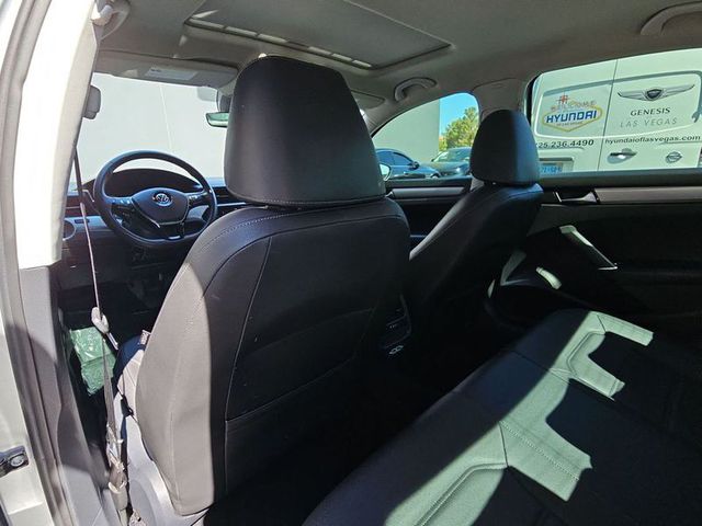 2021 Volkswagen Passat 2.0T SE