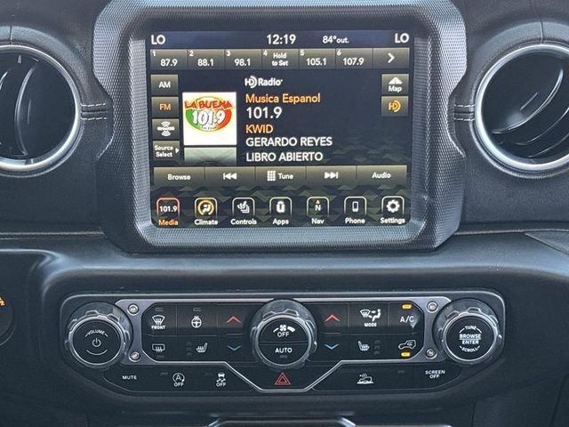 2023 Jeep Wrangler Sahara 4WD