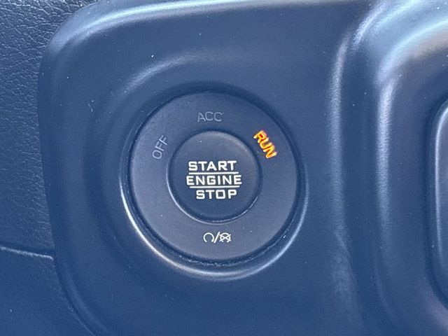 2023 Jeep Wrangler Sahara 4WD
