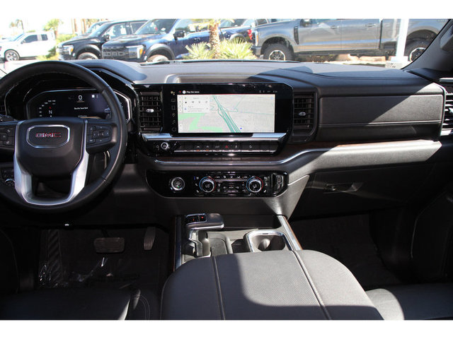 2023 GMC Sierra 1500 SLT 4WD 147WB