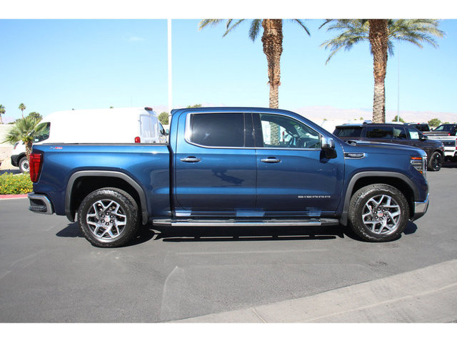 2023 GMC Sierra 1500 SLT 4WD 147WB