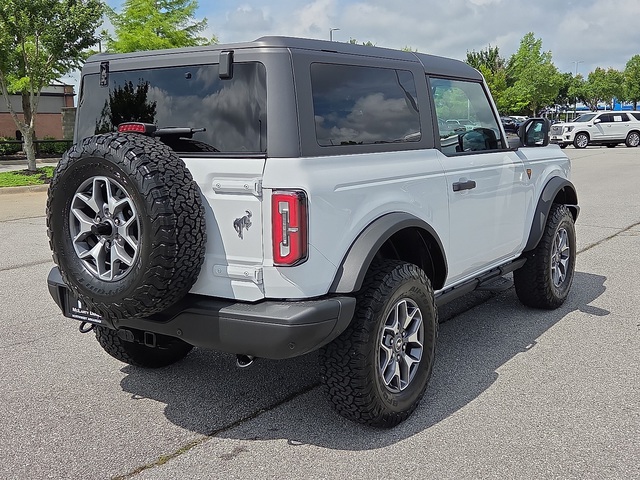 2022 Ford Bronco 2 Dr 4WD