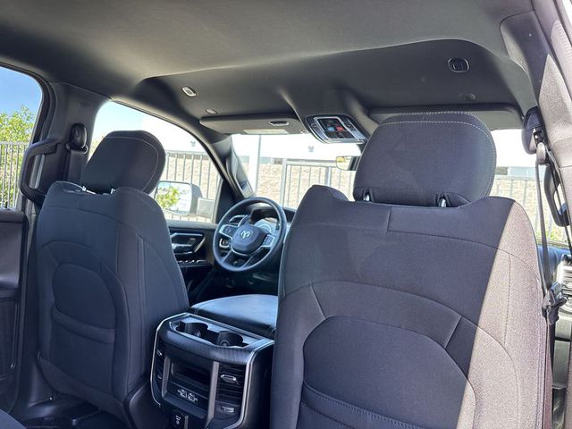 2025 Ram 1500 Big Horn 4WD 5ft7 Box