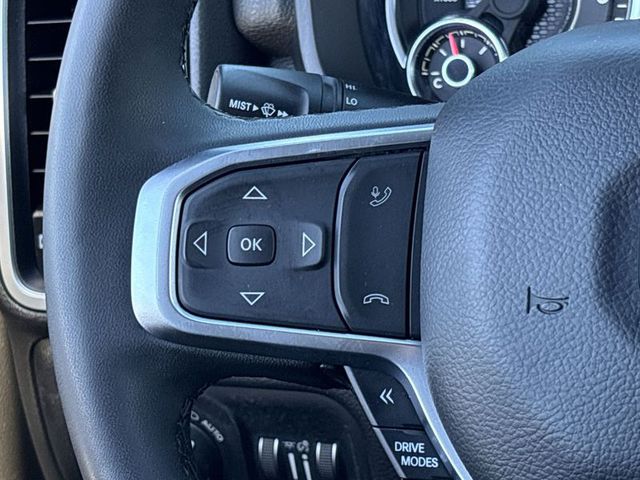 2025 Ram 1500 Big Horn 4WD 5ft7 Box