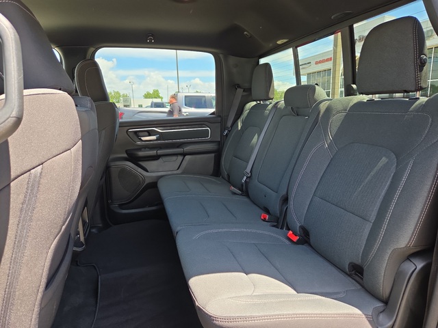 2023 Ram 1500 Big Horn 4WD 6ft4 Box