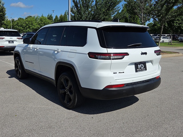 2022 Jeep Grand Cherokee Altitude 4WD L