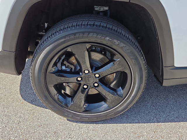 2022 Jeep Grand Cherokee Altitude 4WD L