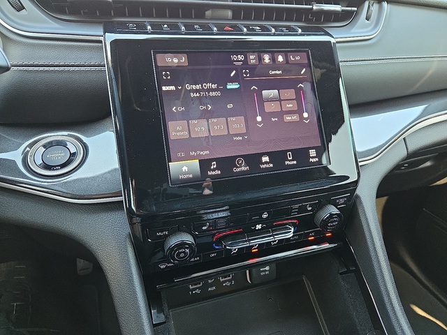 2022 Jeep Grand Cherokee Altitude 4WD L