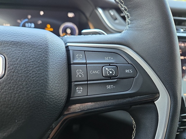 2022 Jeep Grand Cherokee Altitude 4WD L