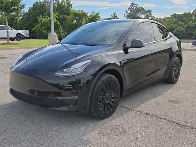 2023 Tesla Model Y AWD