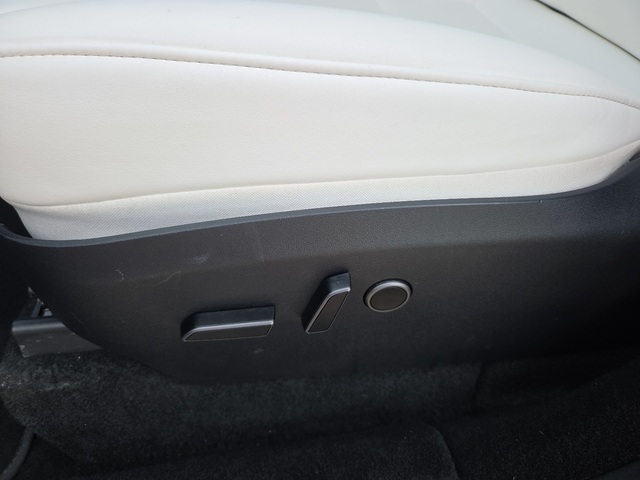 2023 Tesla Model Y AWD
