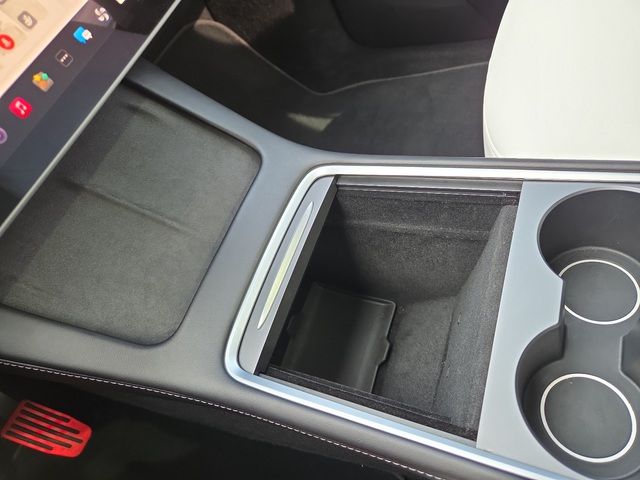 2023 Tesla Model Y AWD